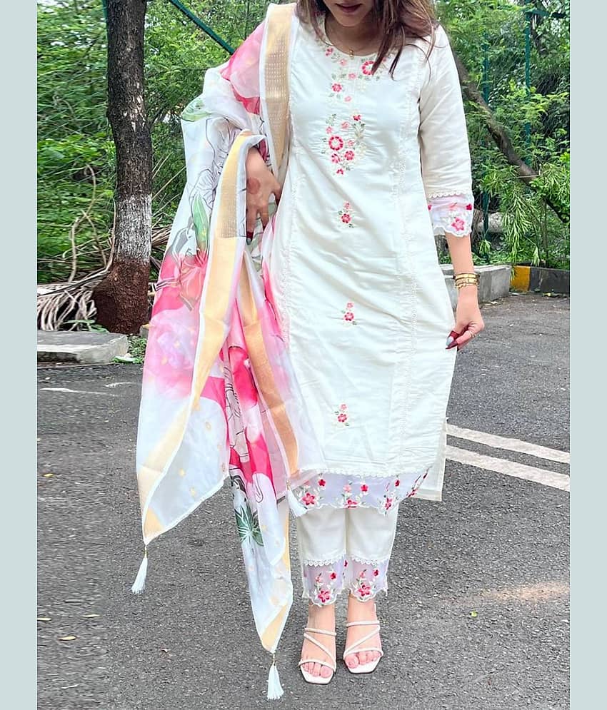 Niza Fashion Women Chanderi Embroidered Straight Kurti With Pants ( White )