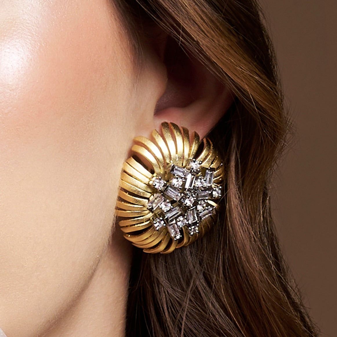 Anemone Studs
