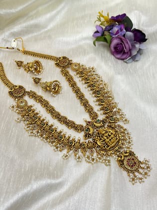 Antique Necklace 0299