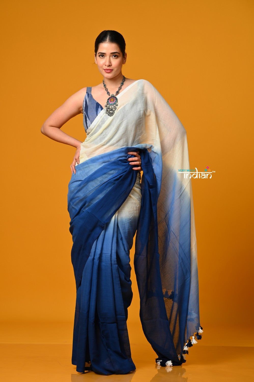 Param Sundari ~ Pure Mul Cotton Handloom Saree - Blue and White Hand-dyed