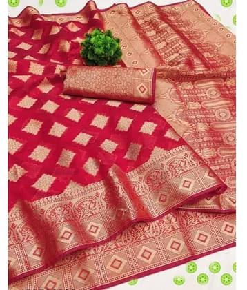 Gullak Organza Embellished Saree With Unstitched Blouse Piece ( Red )