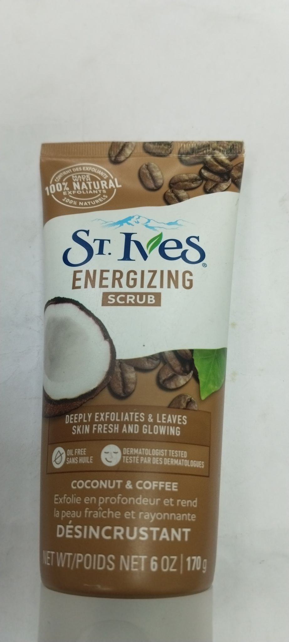 St. ives Energizing Scrub Deeply exfoliates & leaves 