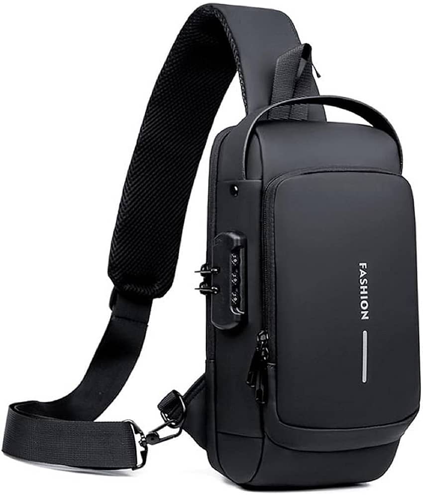 Shopeleven Black Solid Messenger Bag
