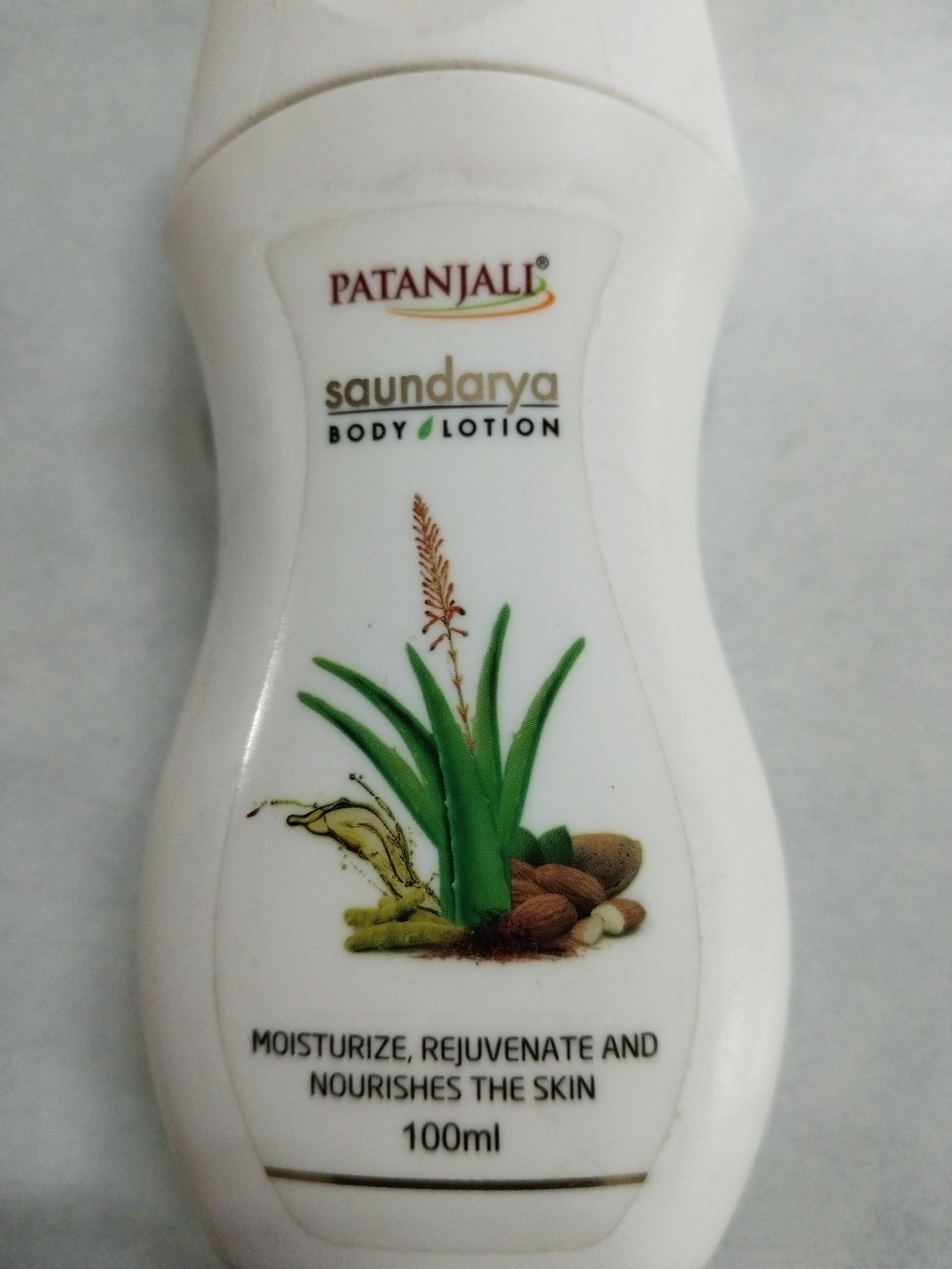 Patanjali saundarya body lotion 