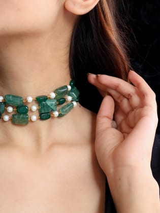Yara Green Pearl Choker Necklace-Green