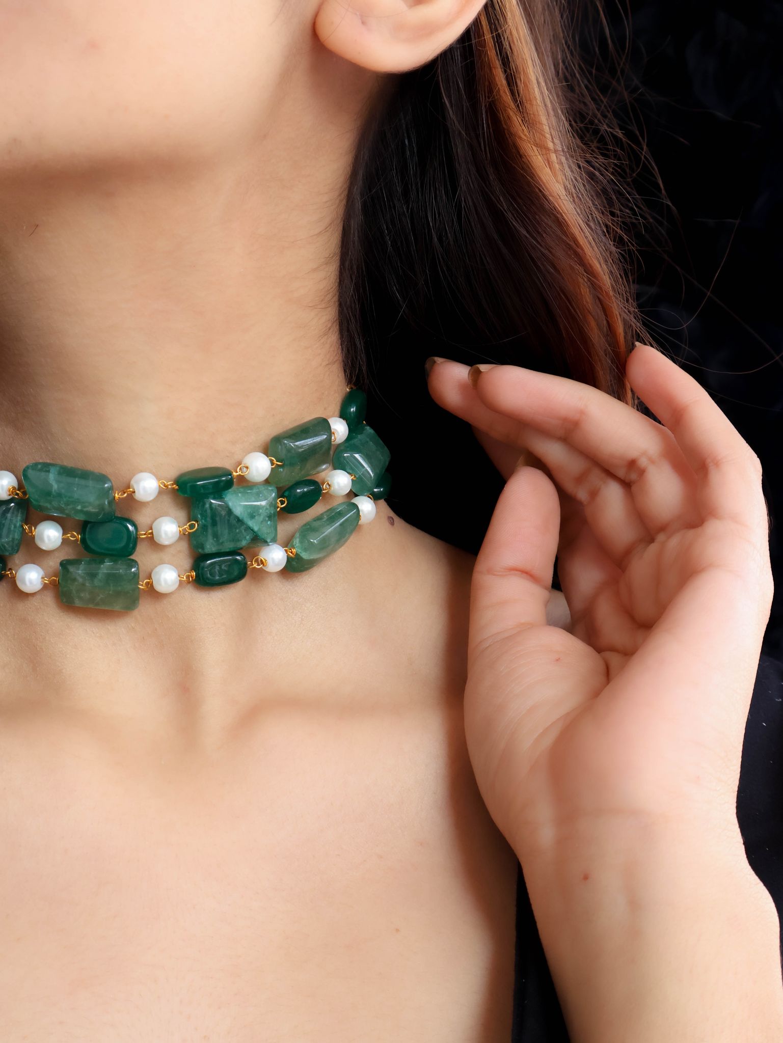 Yara Green Pearl Choker Necklace-Green