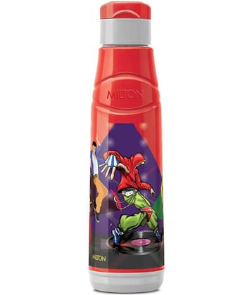 Milton Kool Fun 900 Plastic School Bottle, 704 ml, Red