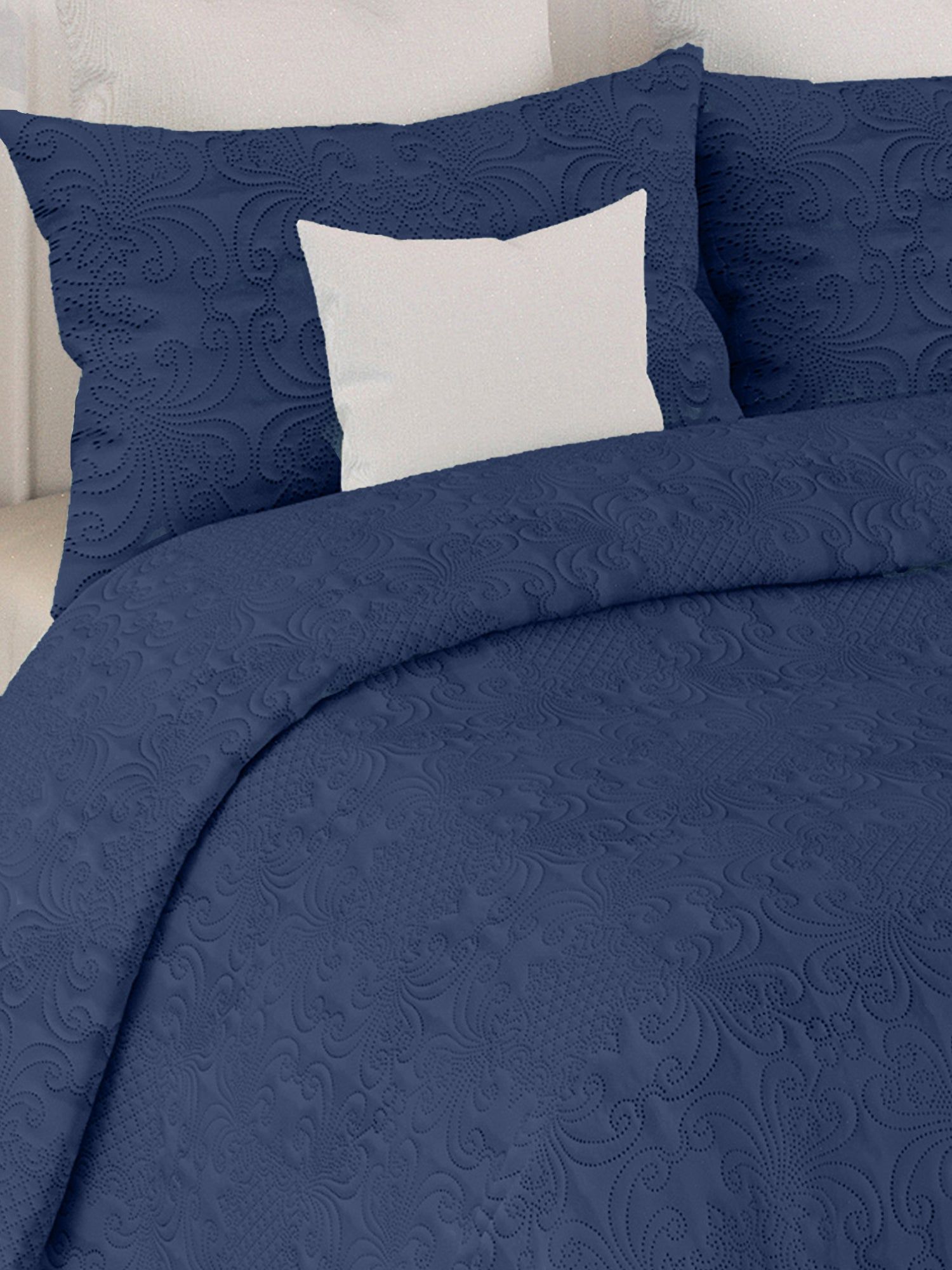 Sensation Quilted Bedcover cum AC comforter Set with 2 Pillow Covers.(Navy)