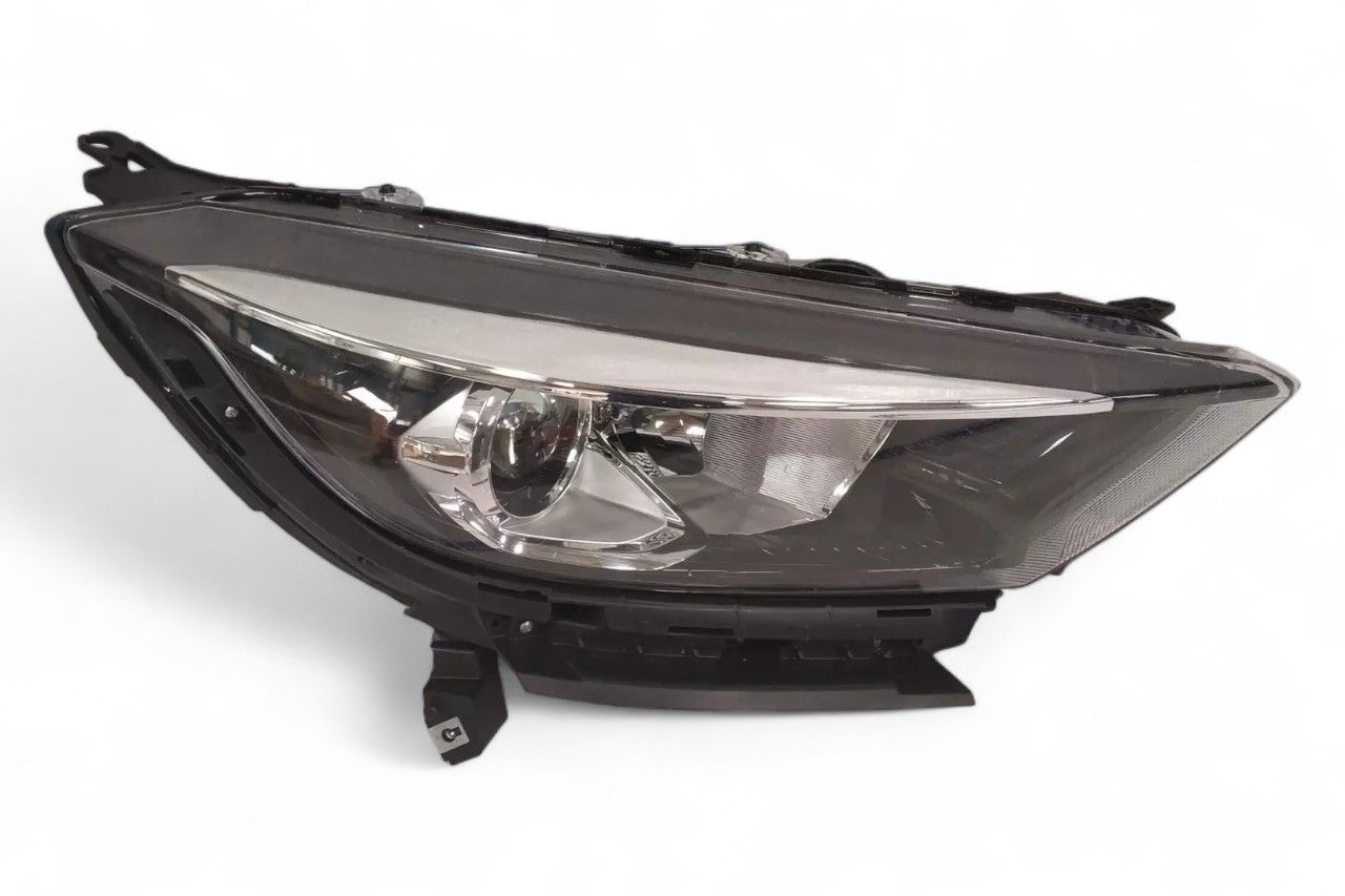 Lumax Head Lamp - RH AV775686