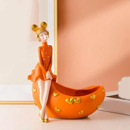 Ms Katie on a boat-Saffron / Polyresin | Glossy Matt Finish / H: 11 | L: 10 | W: 7 (Inch)