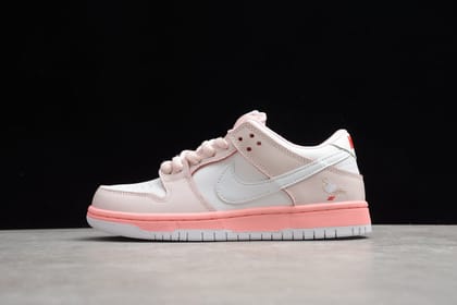 NikeWMNS SB Dunk Low - Pink Pigeon-Euro 36