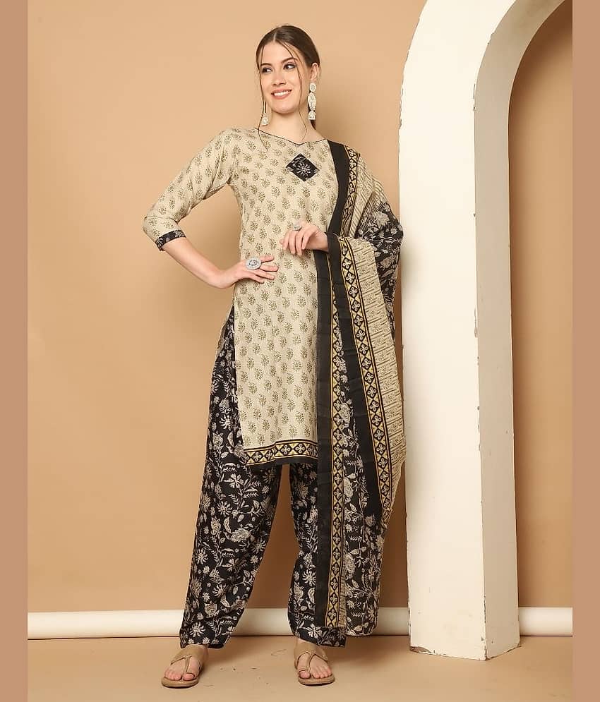 wonder weave Women Cotton Blend Printed Straight Kurti With Patiala Salwar ( Beige )