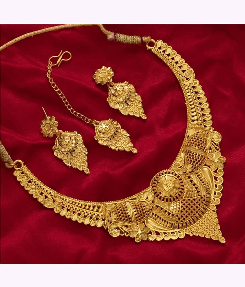 Lyriss Golden Brass Necklace Set ( Pack of 1 )