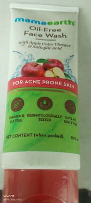 Mamaearth Oil-free Face wash With apple cider vinegar Salicylic acid 