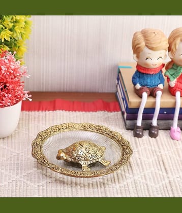 Rishan Lifestyle Gold Aluminium Handicraft Showpiece - Pack of 1