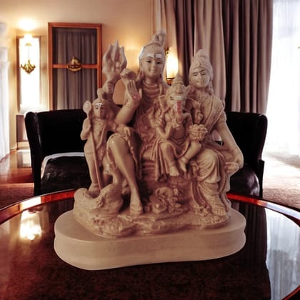 AMS Resin Shiv Parivar Idol Hindu God Handcrafted Shiva Statue Vastu-Positive Shiv Family Sculpture Housewarming Gift Showpiece (14 cm)
