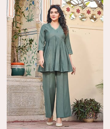 VIBE VISION Women Self Design Top With Palazzos Co-Ord Set ( Green )
