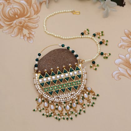 Green Color Nose Nath (NTH354GRN)-Length: 16.00 CM x Width: 0.20 CM / Green / Alloy With Good Quality Gold Plated