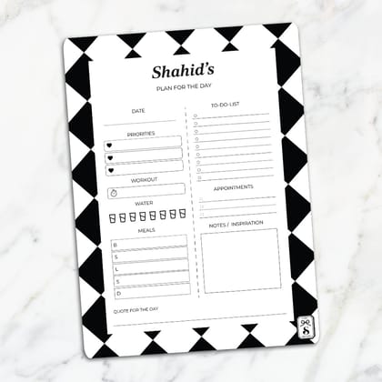 Checkered Daily Planner-Black / Magnet