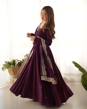 Pure Romansilk Chanderi Fabric Fully Flared Anarkali, with Dupatta Set and Pants, Ready to Wear.-xs