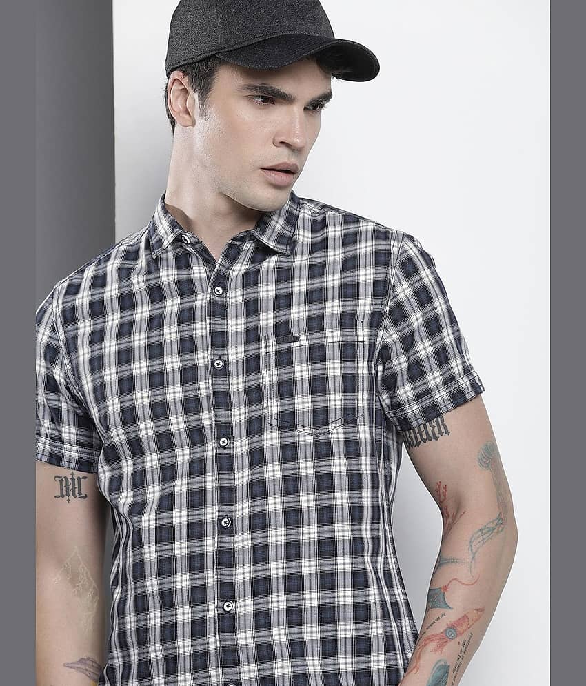 The Indian Garage Co Slim Fit Opaque Checked Casual Shirt