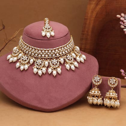 White Color Choker Kundan Necklace Set (KN1456WHT)-Adjustable Rope / White / Alloy With Good Quality Gold Plated