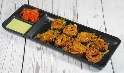 Golden Garlic Soya Chaap