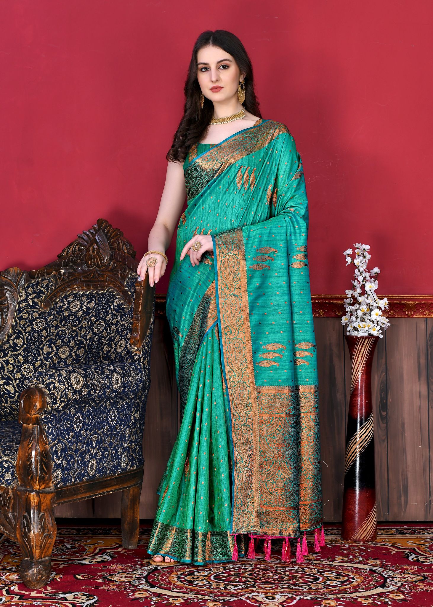 Yavira silk Women's Green Handwoven Cotton Blend Saree