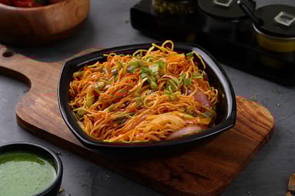 Veg Chilli Garlic Noodles