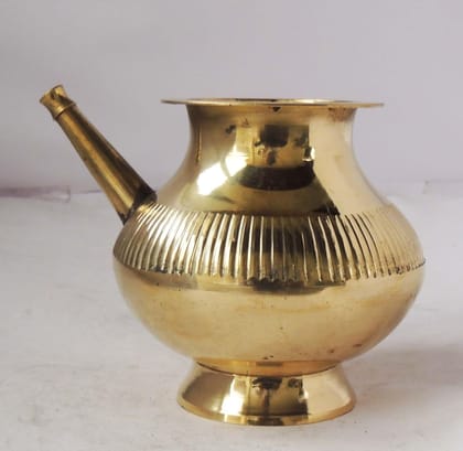 Karwa Salai 22 - 7*6*5.6 inch, 800 ML (Z311 L)