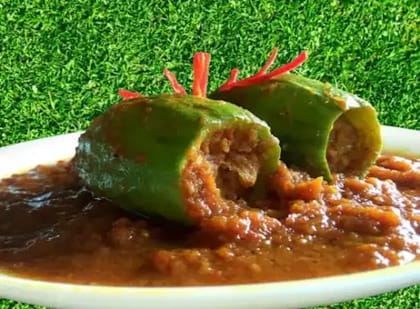 Chingri Potol'er Dolma