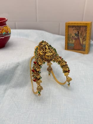 Antique Vanki 4039