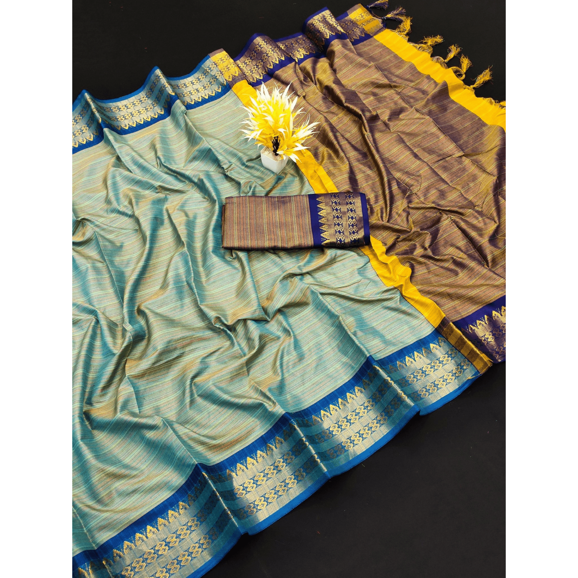 TheHangr Green With Blue Pallu Border Beautiful Festive Wear Saree With Blouse Piece