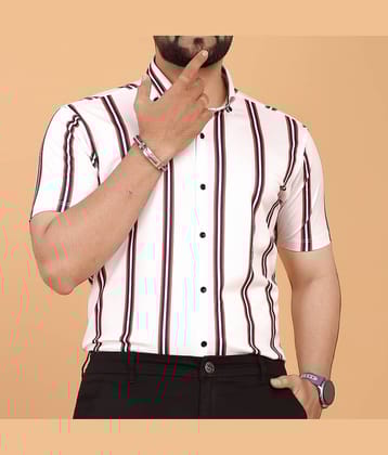 FABRIPPLE Poly Cotton Regular Fit Self Design Half Sleeves Men's Casual Shirt - White ( Pack of 1 )