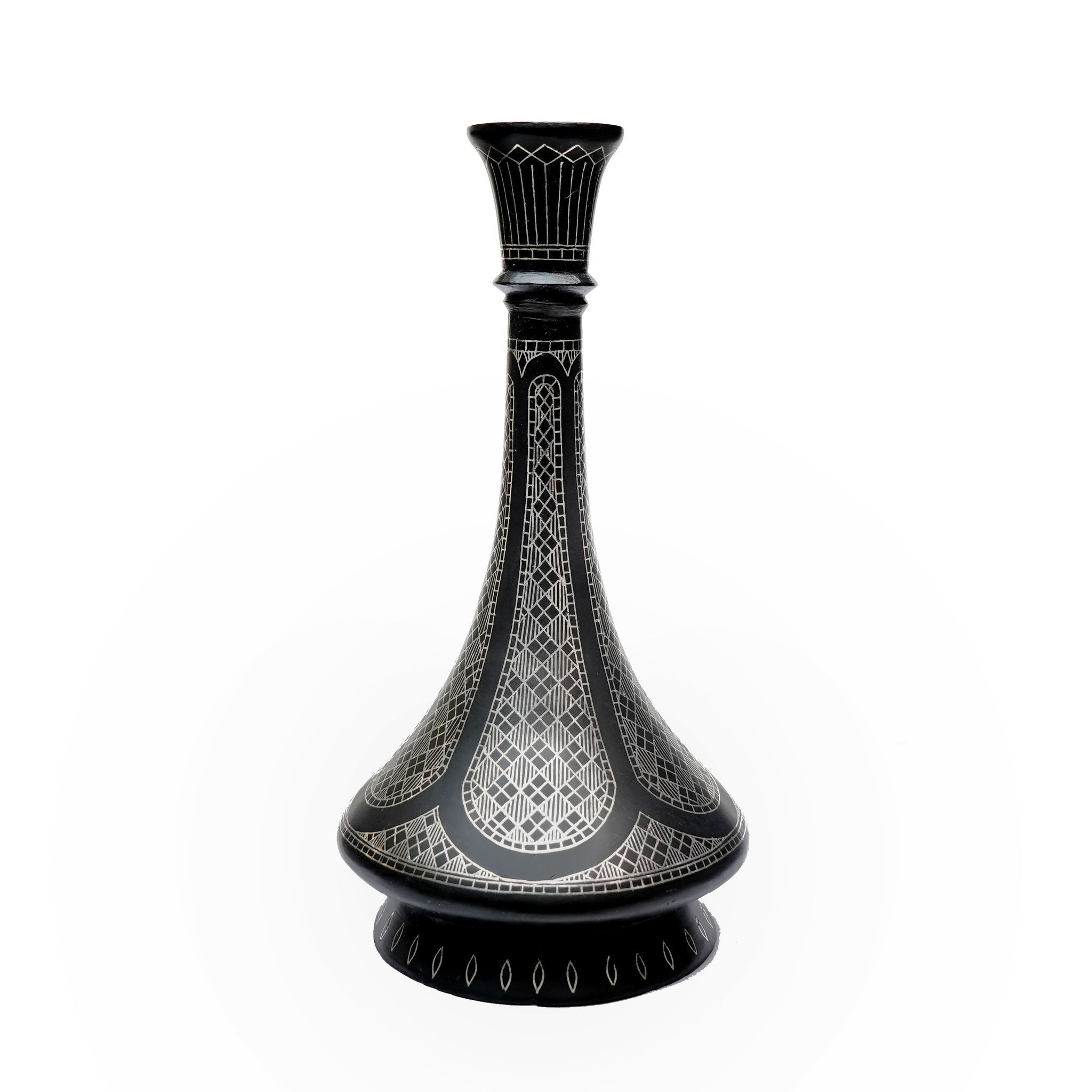 Bidri Work Shahnayi Vase (1TMTDCOKA08504)