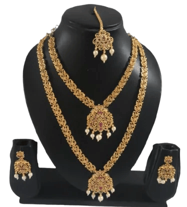 Exquisite Jewellery Set Radiance and Elegance