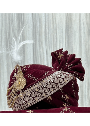 MAROON VELVET  SAFA