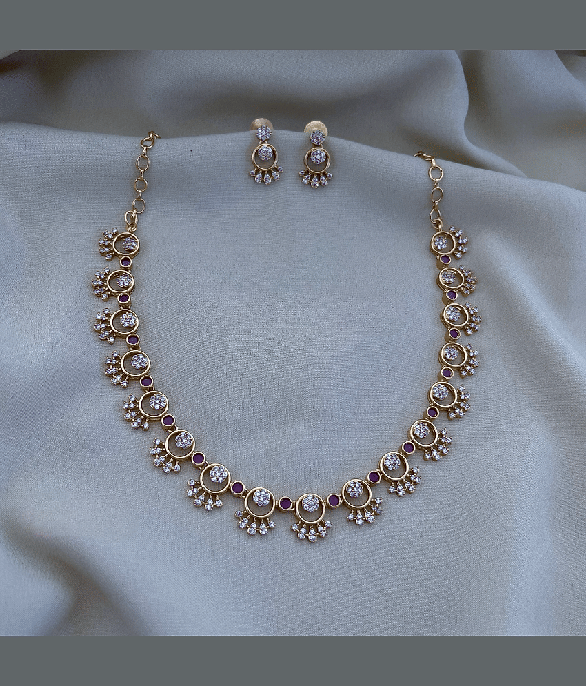 ROFARWORD Gold Brass Necklace Set ( Pack of 1 )