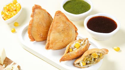 Cheese N Corn Samosa (3Pcs)