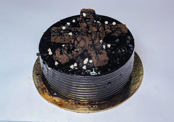 Parul Cake & Confectioners