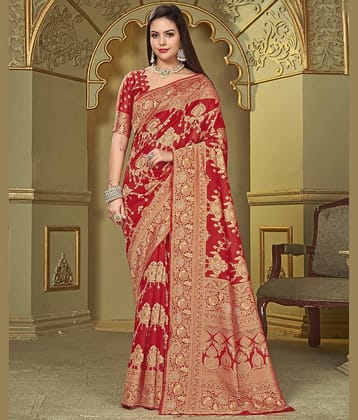 Sariya Jacquard Woven Saree With Unstitched Blouse Piece ( Red )