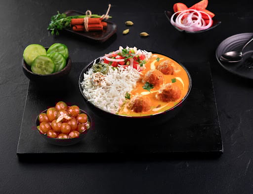 Malai Makhani Kofta Rice Bowl + Gulab Jamun