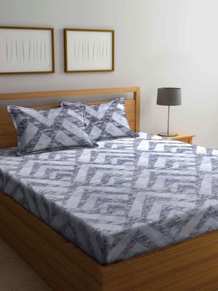 Grey & White Geometric Print 300 TC King Size Fitted Bedsheet with 2 Pillow Covers