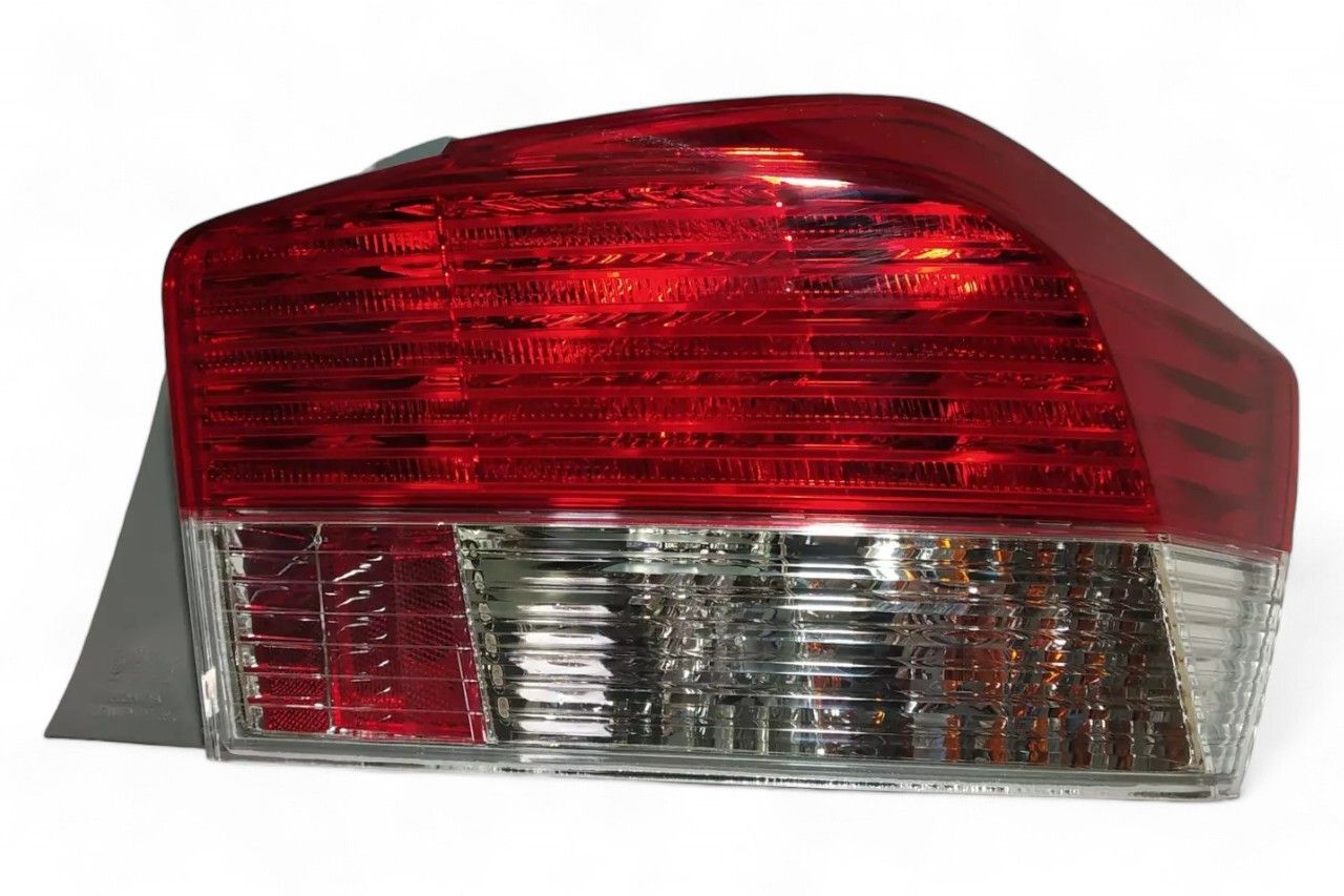 Lumax Rear Tail Lamp - RH AV538546