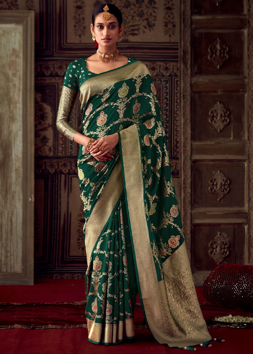 Gorgeous Green Woven Banarasi Georgette Silk Saree
