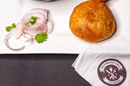 Pyaz Kachori