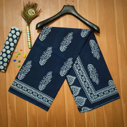 JAIPUR HANDBLOCK PRINT Beautiful Handblock printed pure cotton mulmul sarees with blouse piece.
5.5meter cotton saree
1meter extra blouse