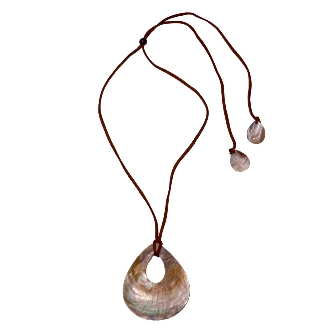 Mother of pearl plain drop pendant