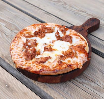 Smoked Chicken Pizza