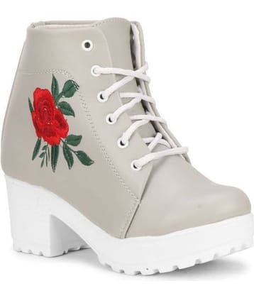 Commander Gray Ankle Length Chukka Boots